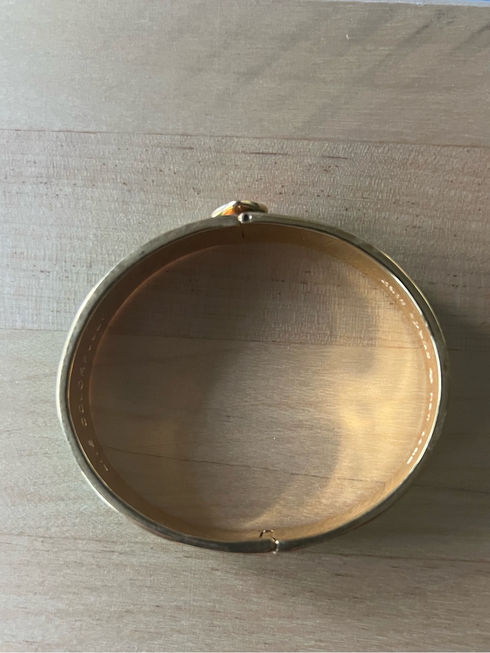 Kate Spade ♠️ Gold Trim Green Enamel Heart Bangle Bracelet - Picture 2 of 5